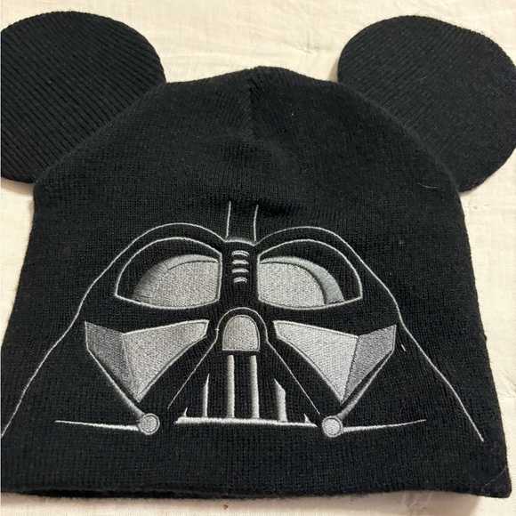 Disney Other - Disneyland Vader Beanie Hat